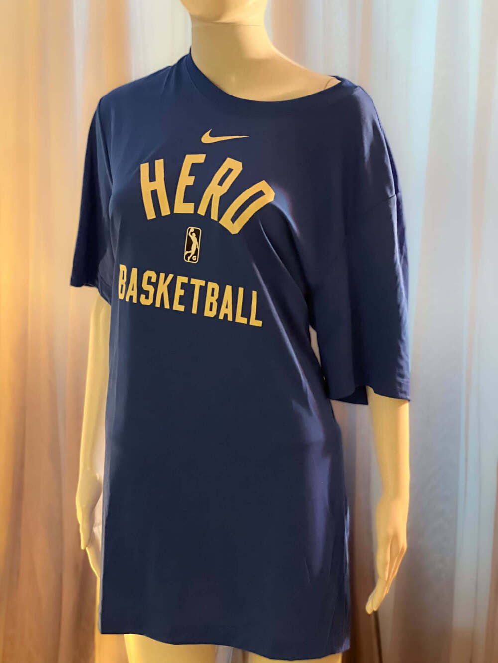 Nike Wisconsin Herd G League Basketball Graphic Tee Blue Gold L Tall NWT